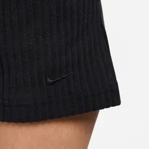 Women's shorts Nike Chill Knit image-6