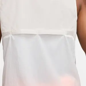 Sleeveless waterproof jacket Nike Trail Aireez image-6