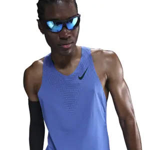 Camiseta de tirantes Nike AeroSwift image-4