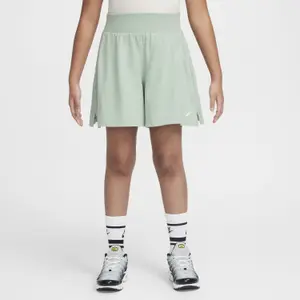 Girl's shorts Nike image-3
