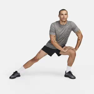 Camiseta Nike Dri-FIT image-2