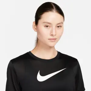 T-shirt femme Nike image-3