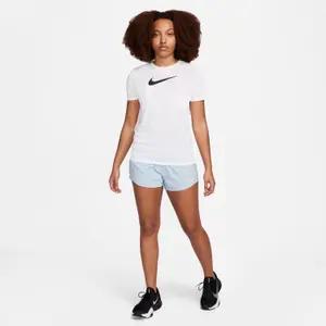 T-shirt femme Nike image-2