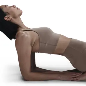 Sujetador de sujeción normal para mujer Nike Alate image-3