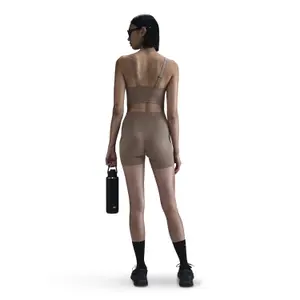 Sujetador de sujeción normal para mujer Nike Alate image-1