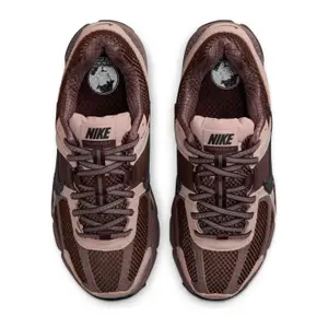 Sneakers Nike Vomero 5 image-6