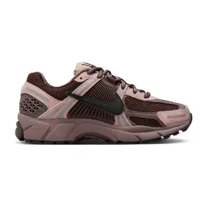 Sneakers Nike Vomero 5 image-1