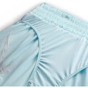 Short da donna a vita media con sottopantaloncino integrato Nike One Swoosh Dri-FIT image-5