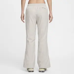 Hose mit halbhohem Reißverschluss, wasserabweisend, Damen Nike Collection image-4