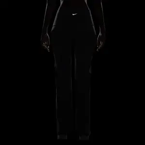 Women's flared leggings Nike One image-6