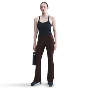fv7921-652-women-s-high-waisted-flared-leggings-nike-zenvy-burgundy-crush-black