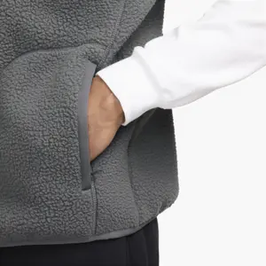 Chaleco polar Nike Club image-3