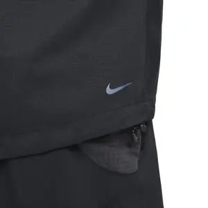 Waterproof jacket Nike Cosmic Peaks image-5