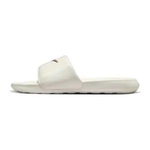 Slides Nike Victori One image-2