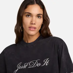 T-shirt de mulher Nike image-4