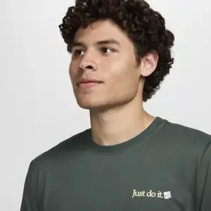 T-Shirt Nike Dri-FIT image-6