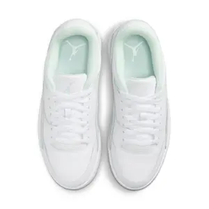 Baskets femme Nike Jordan Flight image-6