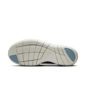 Cross training shoes Nike Free RN image-6