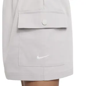 Girls' cargo shorts Nike image-5