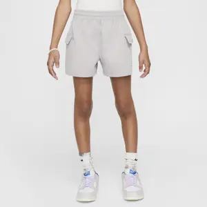 Girls' cargo shorts Nike image-1