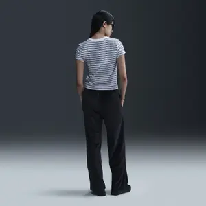 Women's T-shirt Nike Chill Knit image-3