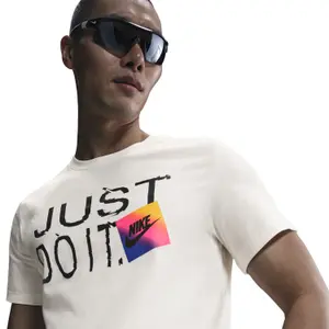 Camiseta Nike image-6