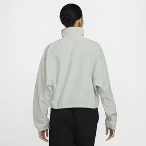 Women's waterproof jacket Nike Everything Wovens image-2