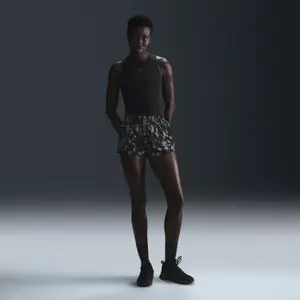 Short femme Nike One image-0