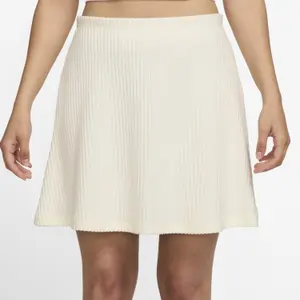 Mini jupe femme Nike Chill image-0