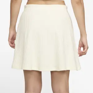 Mini jupe femme Nike Chill image-1