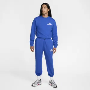 Spodnie dresowe z mankietami Nike Club Fleece image-2
