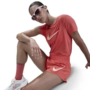 Dámské šortky Nike One Swoosh image-2