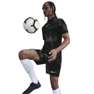 Camiseta Nike Academy+ image-1