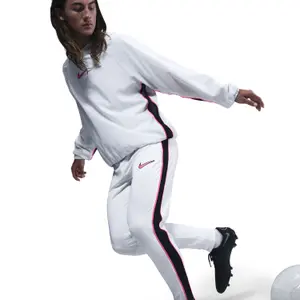 Pantalón de entrenamiento Nike Academy+ Dri-FIT image-2