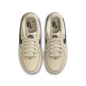 Trainers Nike Air Force 1 LV8 4 image-6