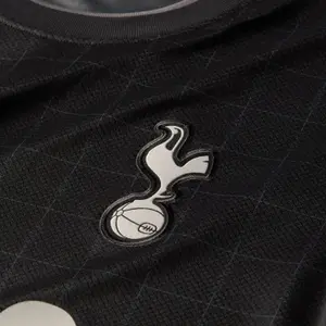 Tottenham Away Shirt 2025/26 image-5