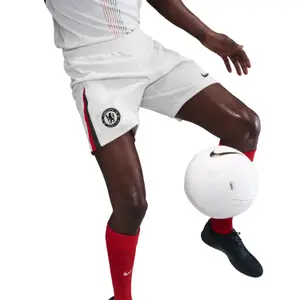 Chelsea Shorts 2025/26 image-3