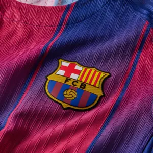 Maillot Domicile enfant FC Barcelone 2025/26 image-2