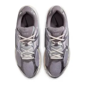 Sneakers Nike V5 RNR image-6