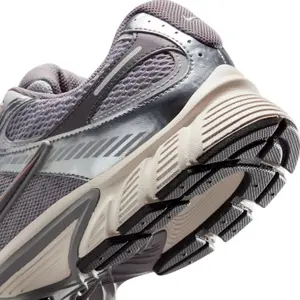 Trainers Nike V5 RNR | Foot-Store display picture 2
