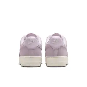 Damestrainers Nike Air Force 1 '07 image-4