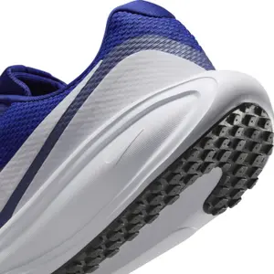 Running shoes Nike Revolution 8 | Foot-Store display picture 1