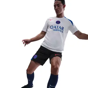 Short Third PSG Strike image-4