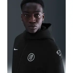 Chelsea Windbreaker Tech 2025/26 image-4