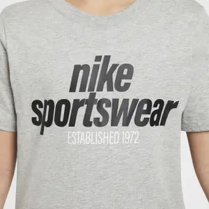 Kid's T-shirt Nike Club image-4