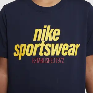 Camiseta infantil Nike Club image-3
