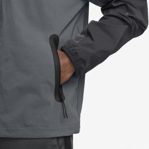 Waterproof jacket Nike Tech image-2