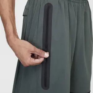 Pantalon oversize Nike Tech image-6