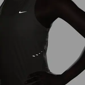 Tampo do tanque feminino Nike Swift image-5