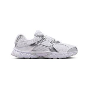 hq6411-103-zapatillas-infantil-nike-v5-rnr-gs-blanco-plata-metalica-platino-puro